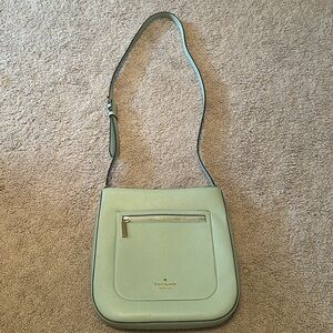 NWOT Kate Spade Leila Zip Top Crossbody